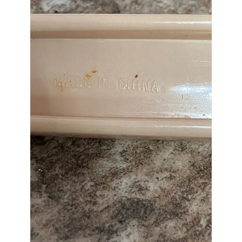 Vintage Style Peach Melamine Mixing 10.25 Inch Kitchen Utensil Made in China